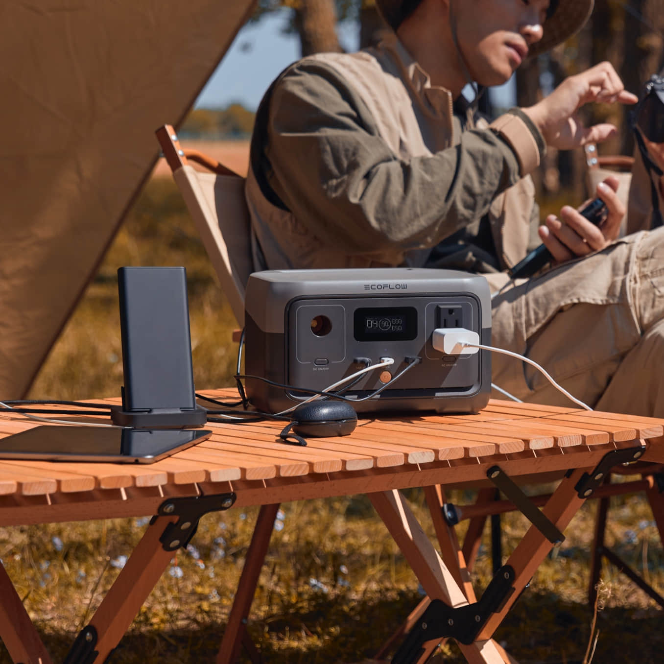 Load image into Gallery viewer, EcoFlow RIVER 2 Solar Generator (PV110W)